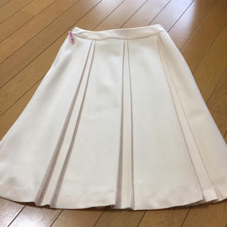 プロポーションボディドレッシング(PROPORTION BODY DRESSING)のアイボリーのスカート(ひざ丈スカート)