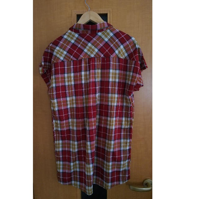 grove(グローブ)のチェックシャツ レッド レディースのトップス(シャツ/ブラウス(半袖/袖なし))の商品写真