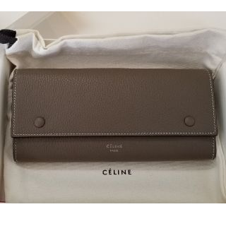 セリーヌ(celine)の専用ページです！新品　☆　CELINE  セリーヌ　マルチファンクション　長財布(長財布)