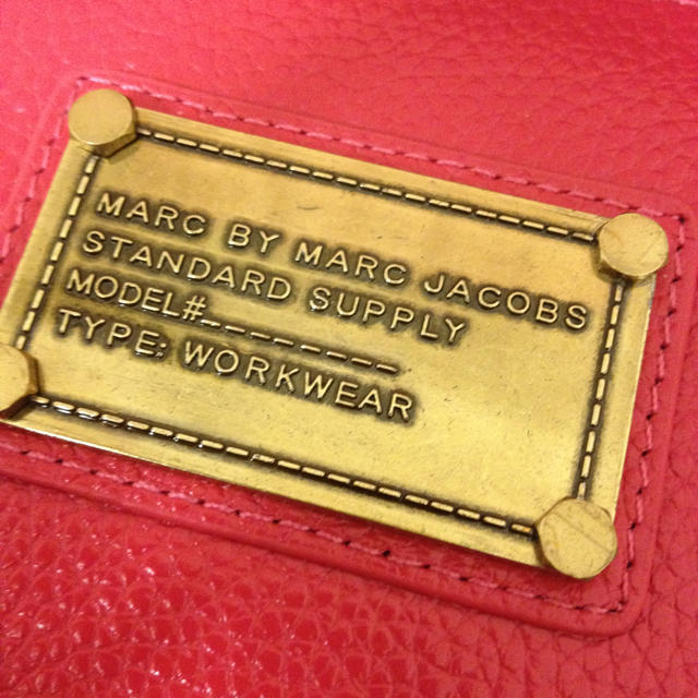 MARC JACOBS(マークジェイコブス)のMarc Jacobs新品長財布 レディースのファッション小物(財布)の商品写真
