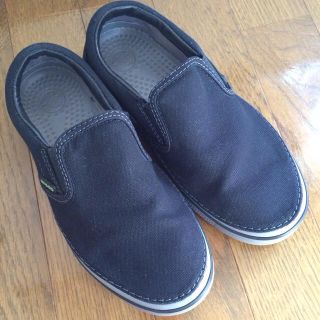 クロックス(crocs)のcrocs スリッポン w7(スニーカー)