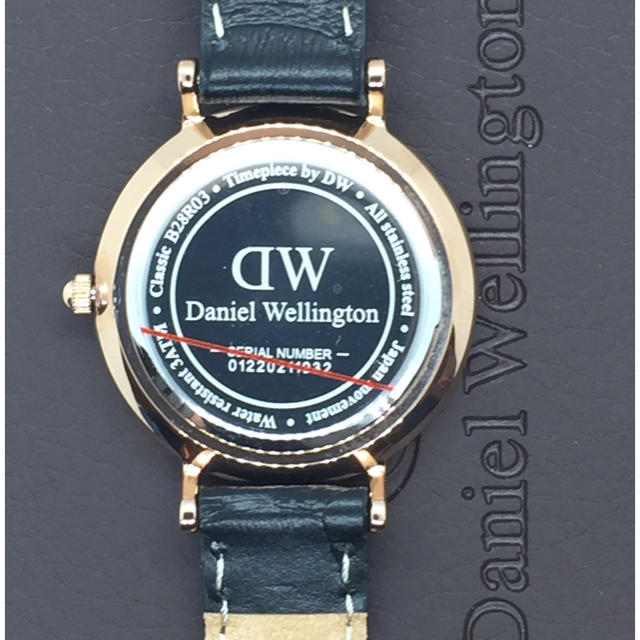 Daniel Wellington(ダニエルウェリントン)の【新品未使用】ダニエルウェリントン 28mm 100223 レディースのファッション小物(腕時計)の商品写真