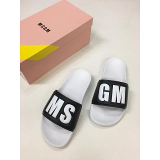 エムエスジイエム(MSGM)のMSGM人気ロゴシャワーサンダル新品未使用箱付き布袋付き送料込み(サンダル)