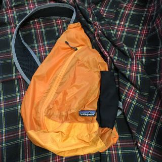 パタゴニア(patagonia)のパタゴニア ショルダーバッグ オレンジ(ショルダーバッグ)