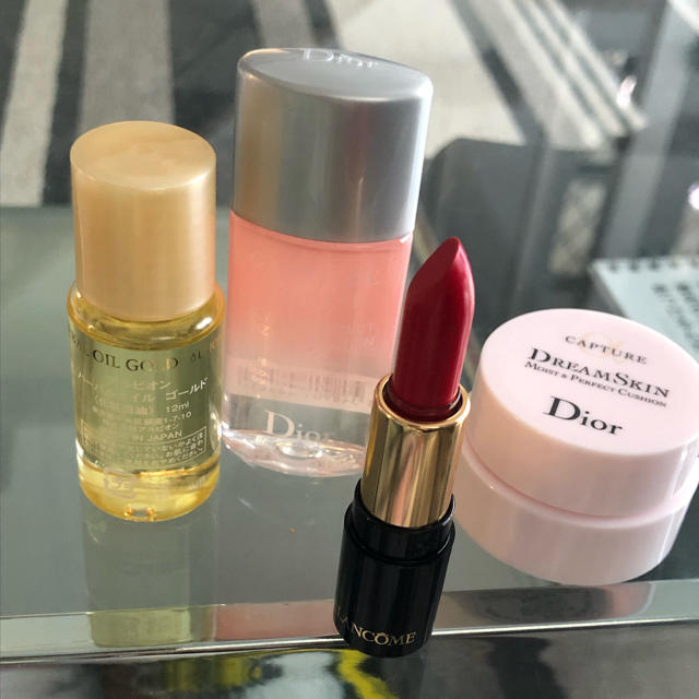 Dior(ディオール)のDior サンプル コスメ/美容のキット/セット(サンプル/トライアルキット)の商品写真