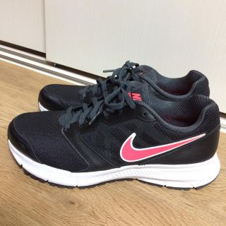 ナイキ(NIKE)のnike スニーカー(スニーカー)