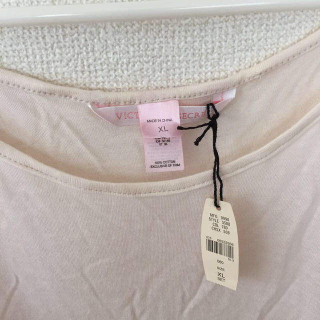 Victoria's Secret(ヴィクトリアズシークレット)の新品 Tシャツ レディースのトップス(Tシャツ(半袖/袖なし))の商品写真