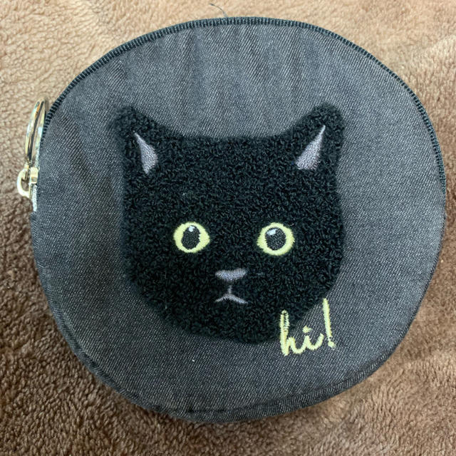 黒猫 サガラ刺繍 丸型ポーチ レディースのファッション小物(ポーチ)の商品写真