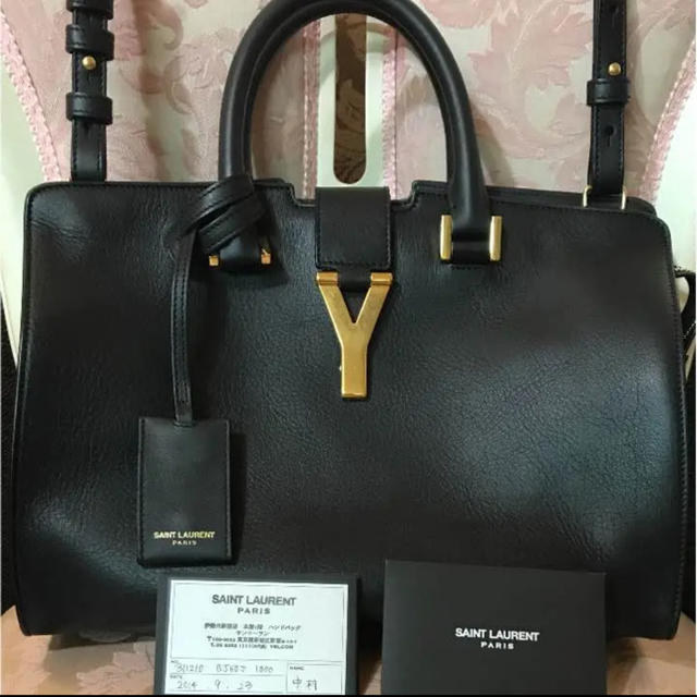 美品✨イヴサンローラン ミニボストンバッグ イージー Yライン A4 大 美品✨イヴサンローラン ミニボストンバッグ イージー Yライン A4 大
