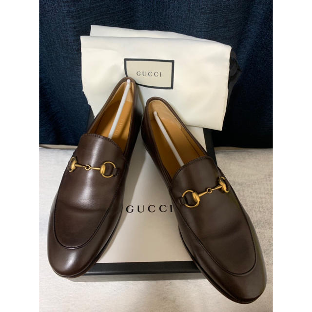 Gucci(グッチ)の未使用 GUCCI グッチ ローファー 革靴 ホースビット レディース 箱、袋付 レディースの靴/シューズ(ローファー/革靴)の商品写真