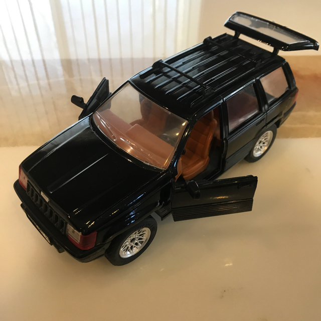 Jeep - ジープグランドチェロキーミニカーの通販 by HIDEKIs Jeep - ジープグランドチェロキーミニカーの通販 by HIDEKIs