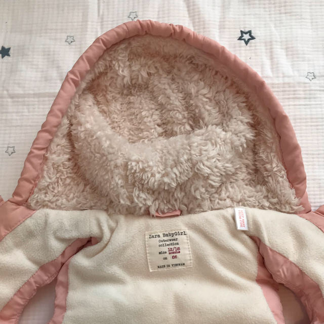 ZARA KIDS(ザラキッズ)のZARA baby☆ダウンベスト 86 キッズ/ベビー/マタニティのベビー服(~85cm)(ジャケット/コート)の商品写真