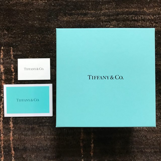 Tiffany & Co.(ティファニー)のティファニー   箱   空箱 レディースのバッグ(ショップ袋)の商品写真