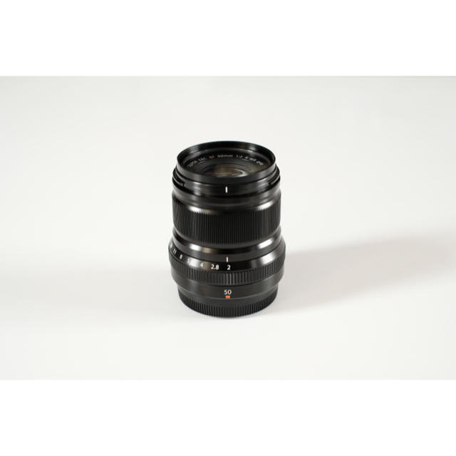 富士フイルム(フジフイルム)の《最安！》フジノンレンズ XF50mmF2 R WR オマケあり スマホ/家電/カメラのカメラ(レンズ(単焦点))の商品写真