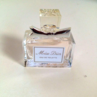 クリスチャンディオール(Christian Dior)のDior perfumes 5ml (香水(女性用))