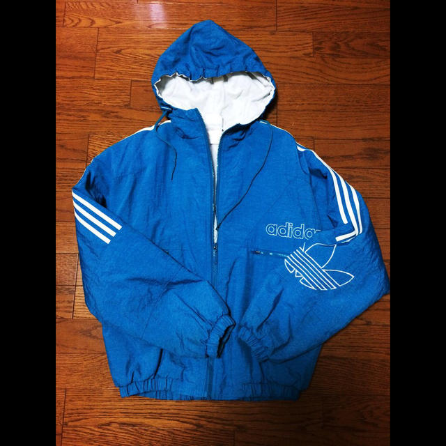 adidas ナイロンパーカー ☆☆