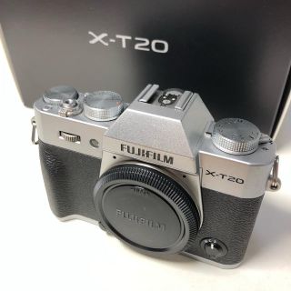 フジフイルム(富士フイルム)のFUJIFILM 富士フイルム　X-T20 シルバー (ミラーレス一眼)