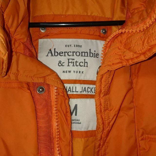 Abercrombie&Fitch(アバクロンビーアンドフィッチ)の最終値下げ中❗アバクロメンズダウンコート メンズのジャケット/アウター(ダウンジャケット)の商品写真