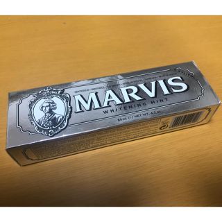 マービス(MARVIS)のMARVIS  ホワイトニングミント 歯磨き粉(歯磨き粉)