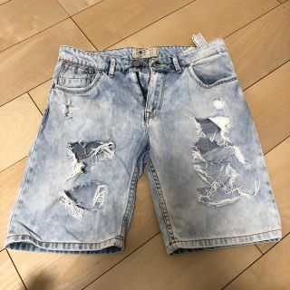 ザラ(ZARA)のZARA ダメージ ハーフパンツ  ショートパンツ(ショートパンツ)