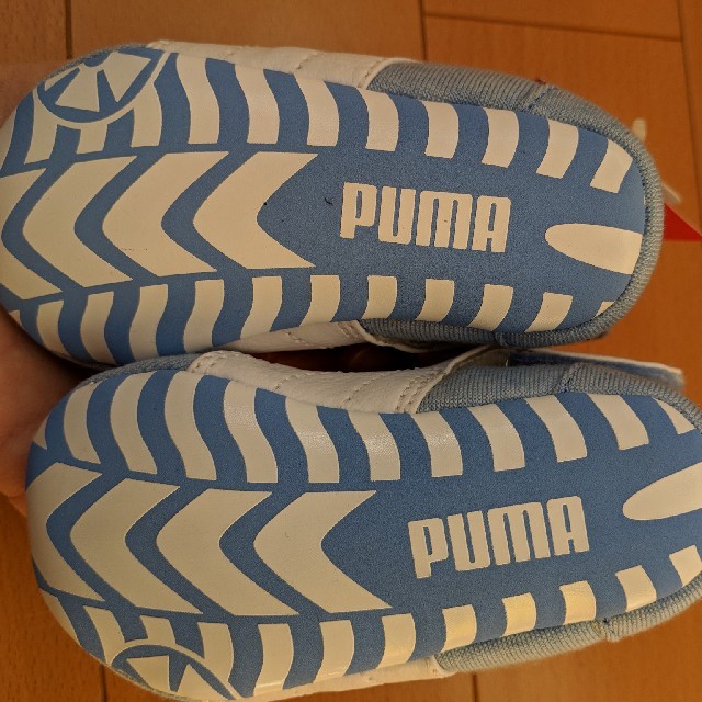 PUMA(プーマ)の新品未使用　プーマ　防寒　ファーストシューズ　ブーツ　11 キッズ/ベビー/マタニティのベビー靴/シューズ(~14cm)(ブーツ)の商品写真