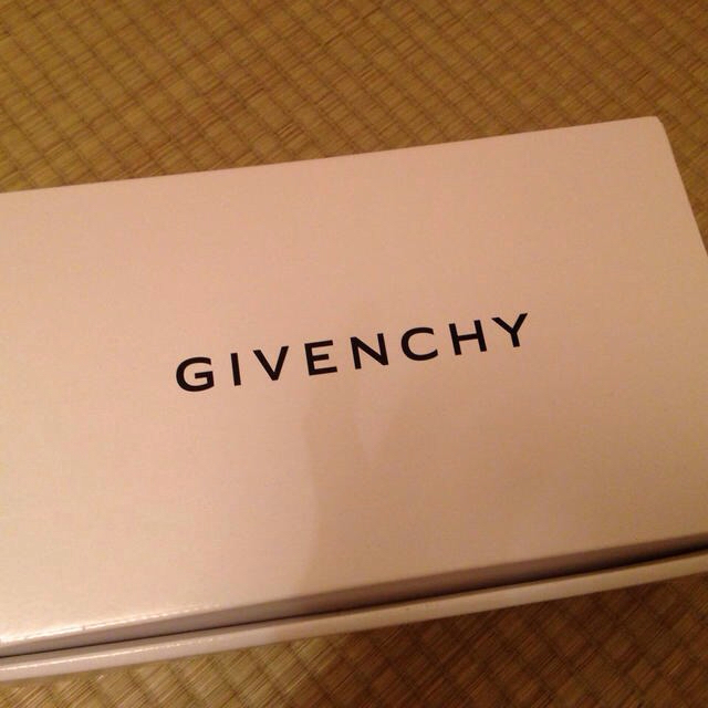 GIVENCHY(ジバンシィ)のGIVENCHY カップ＆ソーサ インテリア/住まい/日用品のキッチン/食器(グラス/カップ)の商品写真