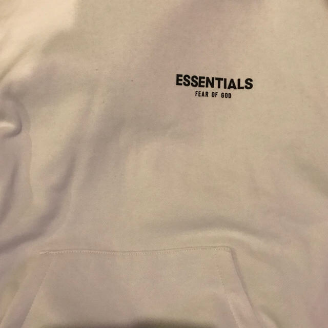 FEAR OF GOD(フィアオブゴッド)のFear Of God Essentials  フォトプリントパーカー fog メンズのトップス(パーカー)の商品写真