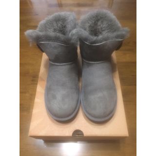 アグ(UGG)の美品 UGG グレー ムートンブーツ 23cm(ブーツ)