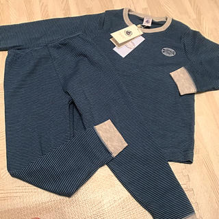 プチバトー(PETIT BATEAU)のプチバトー ミラレ長袖パジャマ 5ans 新品(パジャマ)