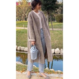 ザラ(ZARA)のZARAリバーシブルボアコート グレー Sサイズ(ムートンコート)