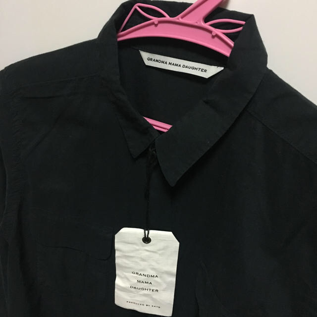 KATO`(カトー)のグランドママドーター  長袖シャツ  黒 新品 レディースのトップス(シャツ/ブラウス(長袖/七分))の商品写真