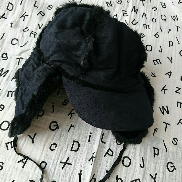 QTOP(キュートゥーピー)の【新品】黒のフワフワ ファー帽子 レディースの帽子(キャップ)の商品写真
