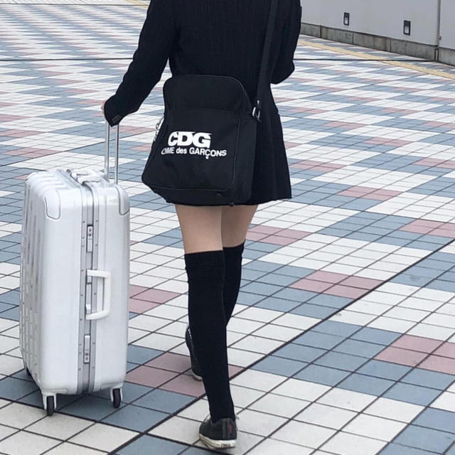 COMME des GARÇONS コムデギャルソン ショルダーバッグ ブラック