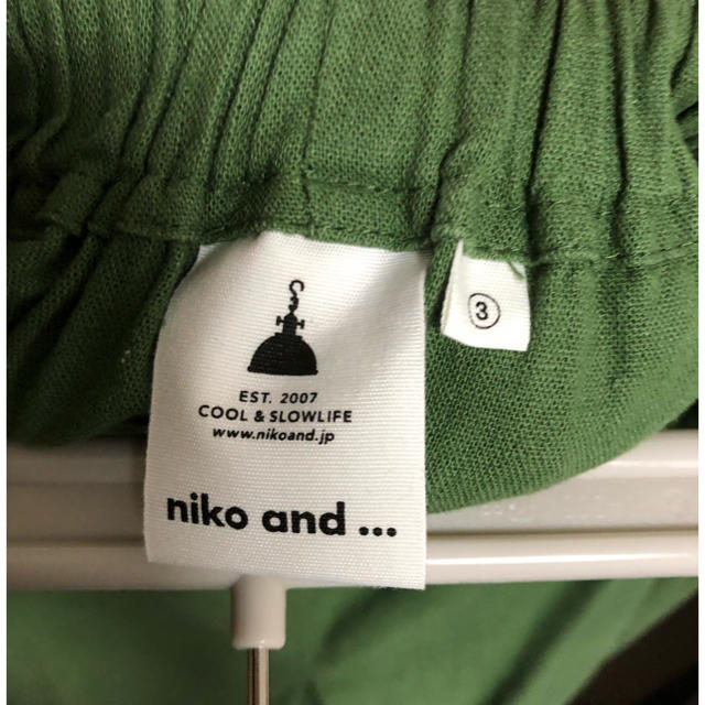niko and...(ニコアンド)のタックワイドパンツ レディースのパンツ(その他)の商品写真
