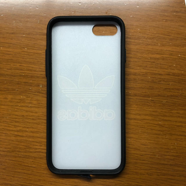 adidas(アディダス)のiPhone ケース adidas 新品未使用 6s 7 8 スマホ/家電/カメラのスマホアクセサリー(iPhoneケース)の商品写真