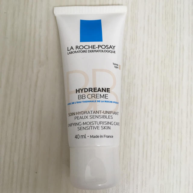 LA ROCHE-POSAY(ラロッシュポゼ)のLA ROCHE-POSAY BBクリーム コスメ/美容のベースメイク/化粧品(BBクリーム)の商品写真