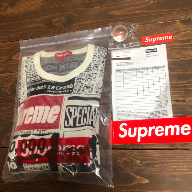 Supreme(シュプリーム)のSupreme Newsprint Sweater シュプリーム 白 ホワイト メンズのトップス(ニット/セーター)の商品写真