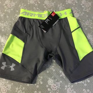 アンダーアーマー(UNDER ARMOUR)のアンダーアーマーショートタイツ(レギンス/スパッツ)