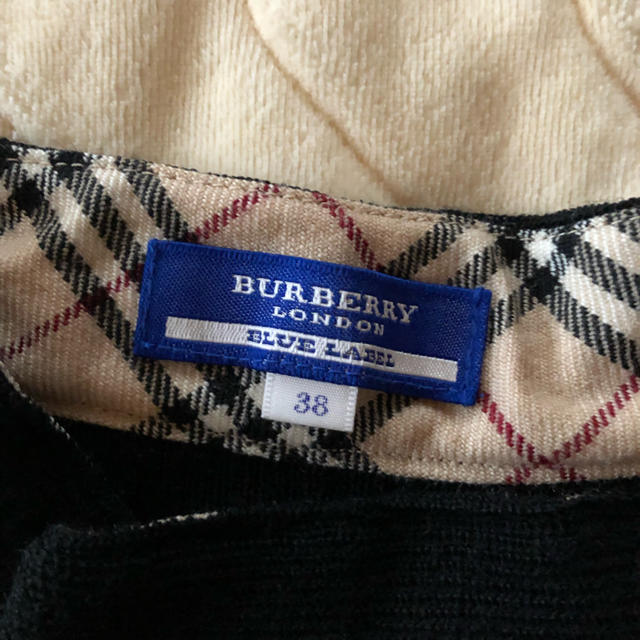 BURBERRY BLUE LABEL(バーバリーブルーレーベル)のBURBERRY BLUE LABEL ノースリーブニット レディースのトップス(ニット/セーター)の商品写真