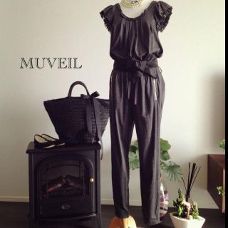 ミュベールワーク(MUVEIL WORK)のMUVEILリボンベルト付オールインワン(オールインワン)