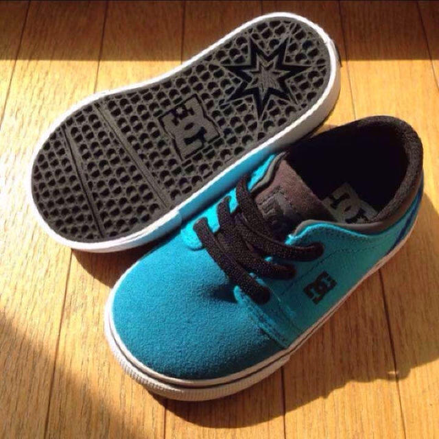 DC SHOES(ディーシーシューズ)のＤＣ SHOES キッズスニーカー キッズ/ベビー/マタニティのベビー靴/シューズ(~14cm)(スニーカー)の商品写真