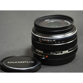 オリンパス(OLYMPUS)のオリンパス  単焦点レンズM.Zuiko 17mmF1.8超美品！(レンズ(単焦点))