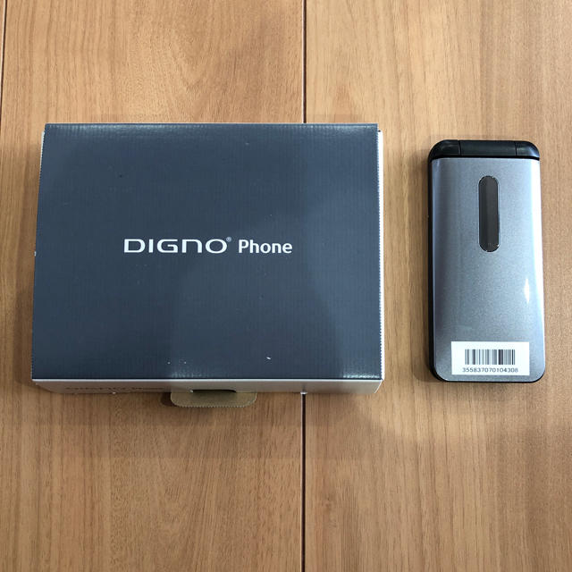 京セラ(キョウセラ)のDIGNO Phone 本体 値下げしました。 スマホ/家電/カメラのスマートフォン/携帯電話(携帯電話本体)の商品写真