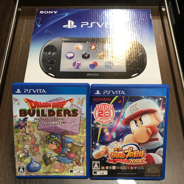 PlayStation Vita(プレイステーションヴィータ)のたか様 専用 PlayStation®Vita  エンタメ/ホビーのゲームソフト/ゲーム機本体(携帯用ゲーム機本体)の商品写真