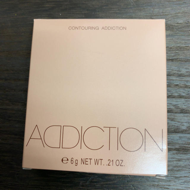 ADDICTION(アディクション)のアディクション コントゥアリング01  フェイスカラー コスメ/美容のベースメイク/化粧品(フェイスパウダー)の商品写真