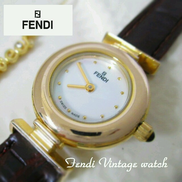 【超目玉】 FENDI - シェル文字盤 FENDI ベルト新品 腕時計