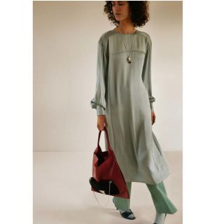 セリーヌ(celine)のceline silk dress 再出品 新品(ロングワンピース/マキシワンピース)