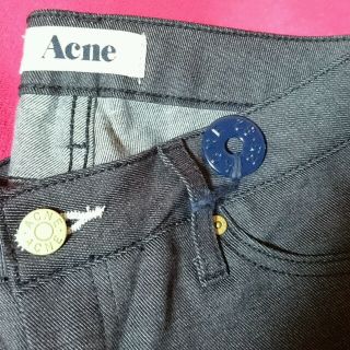 アクネ(ACNE)のAcne ジーンズ(デニム/ジーンズ)