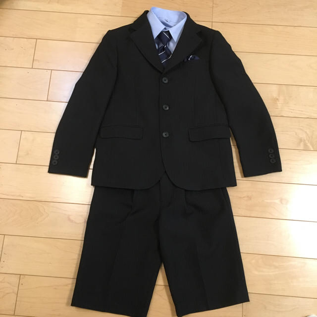 入学式スーツ 130 キッズ/ベビー/マタニティのキッズ服男の子用(90cm~)(ドレス/フォーマル)の商品写真