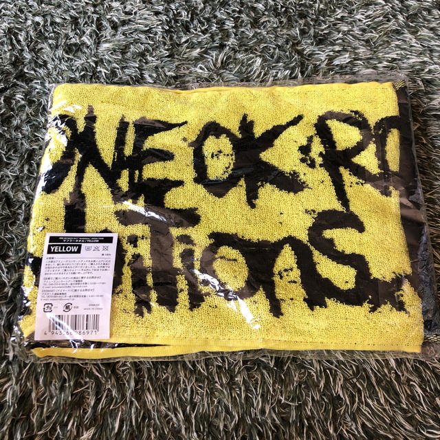 ONE OK ROCK(ワンオクロック)のONEOKROCK タオル エンタメ/ホビーのタレントグッズ(ミュージシャン)の商品写真